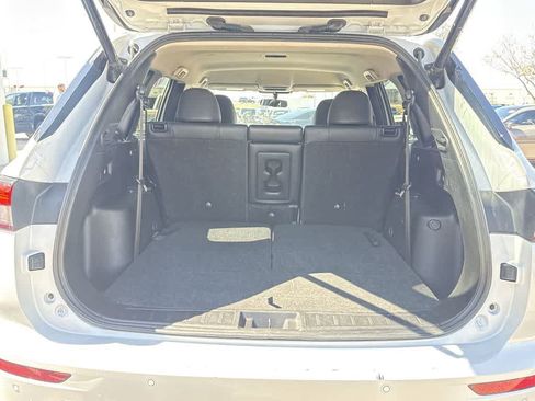 Used 2024 Mitsubishi Outlander SE image 25