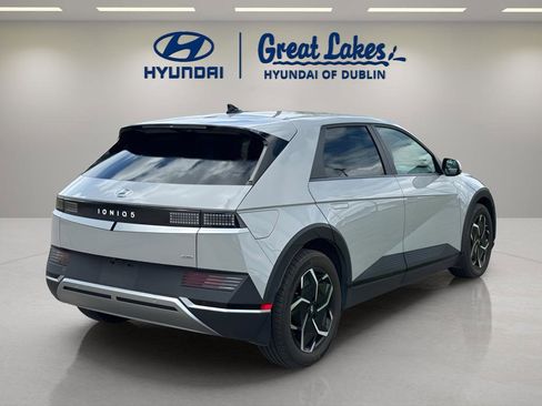 Used 2023 Hyundai Ioniq 5 SEL AWD/4WD image 5