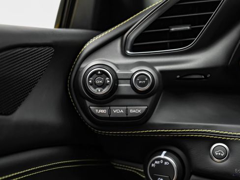 Used 2019 Ferrari 488 GTB RWD image 79