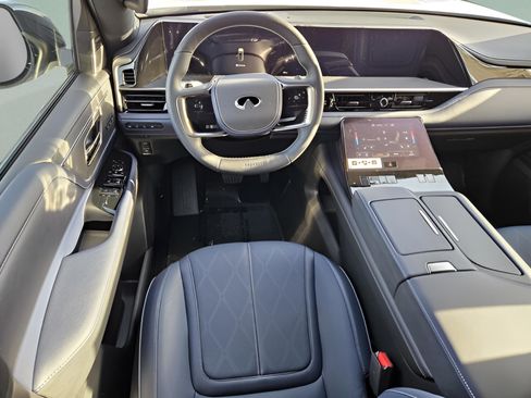 New 2026 INFINITI QX80 4WD image 38