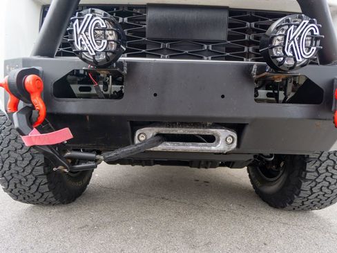 Used 2021 Toyota 4Runner Venture w/ Moonroof Package image 12