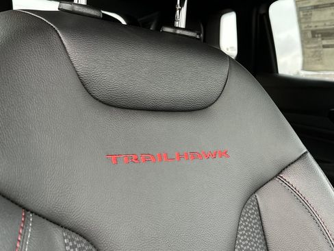 New 2026 Jeep Compass Trailhawk image 37