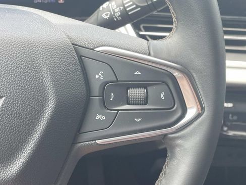 Used 2024 Chevrolet Trax LT w/ Driver Confidence Package FWD image 26