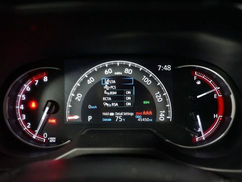 Certified 2023 Toyota RAV4 XLE FWD image 15