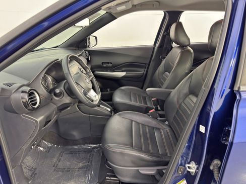 Used 2020 Nissan Kicks SR w/ SR Premium Package image 15