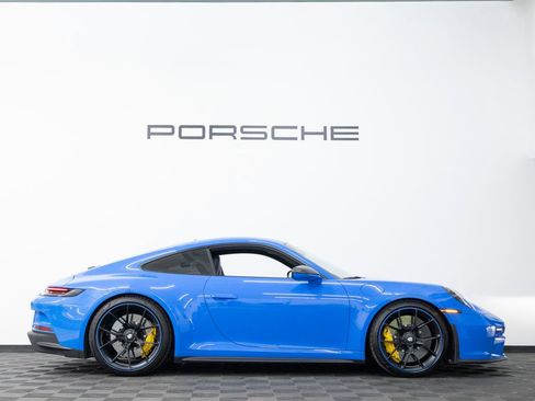 Certified 2022 Porsche 911 GT3 RWD image 8