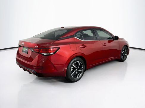 Used 2024 Nissan Sentra SV FWD image 9
