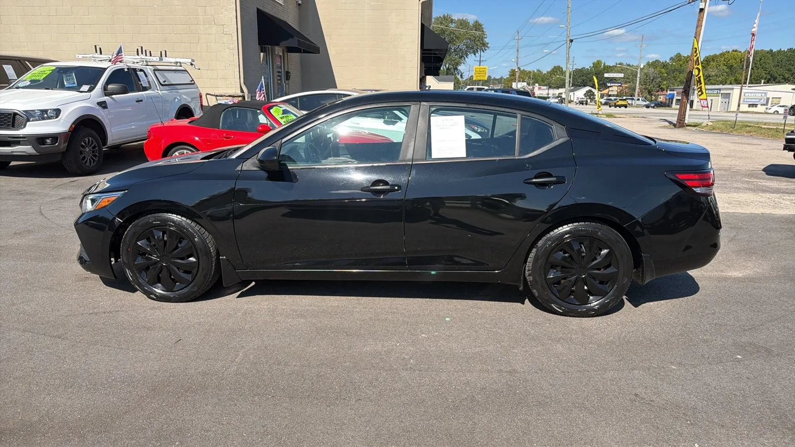 Used 2020 Nissan Sentra S FWD image 2