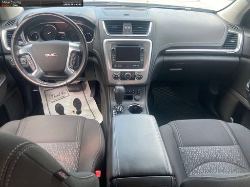 Used 2014 GMC Acadia SLE FWD image 16