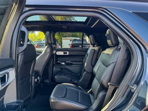 Used 2024 Ford Explorer ST w/ Equipment Group 401A AWD/4WD image 20