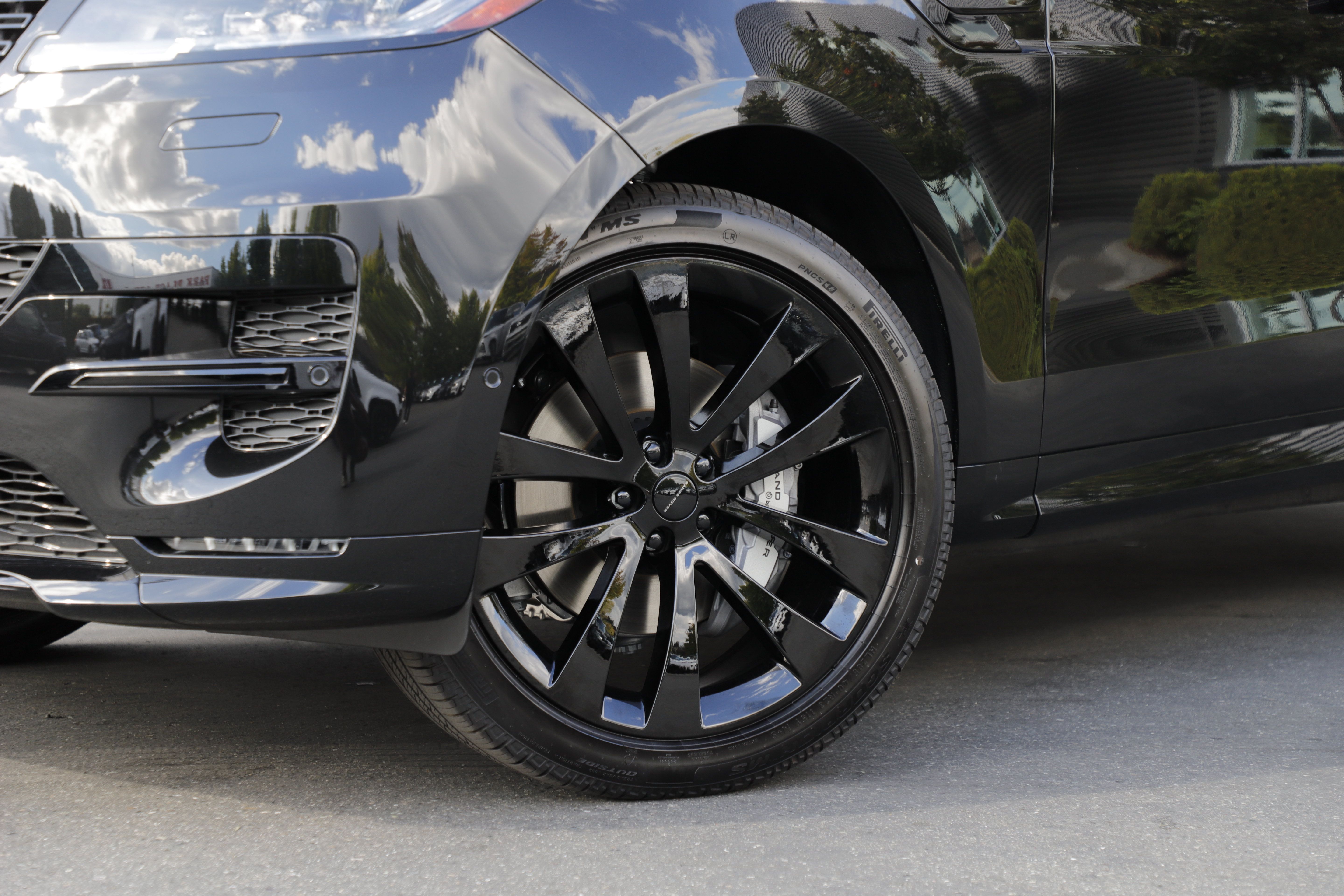 New 2026 Land Rover Range Rover Sport Dynamic SE AWD/4WD image 2