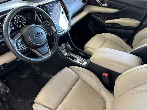 Used 2024 Subaru Ascent Limited image 10