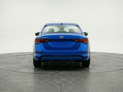 Used 2025 Nissan Sentra SV FWD image 7