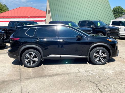 Used 2024 Nissan Rogue SL w/ SL Premium Package FWD image 4