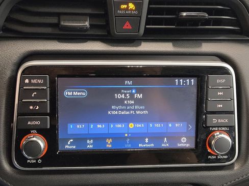 Used 2025 Nissan Versa S w/ S Plus Package image 25