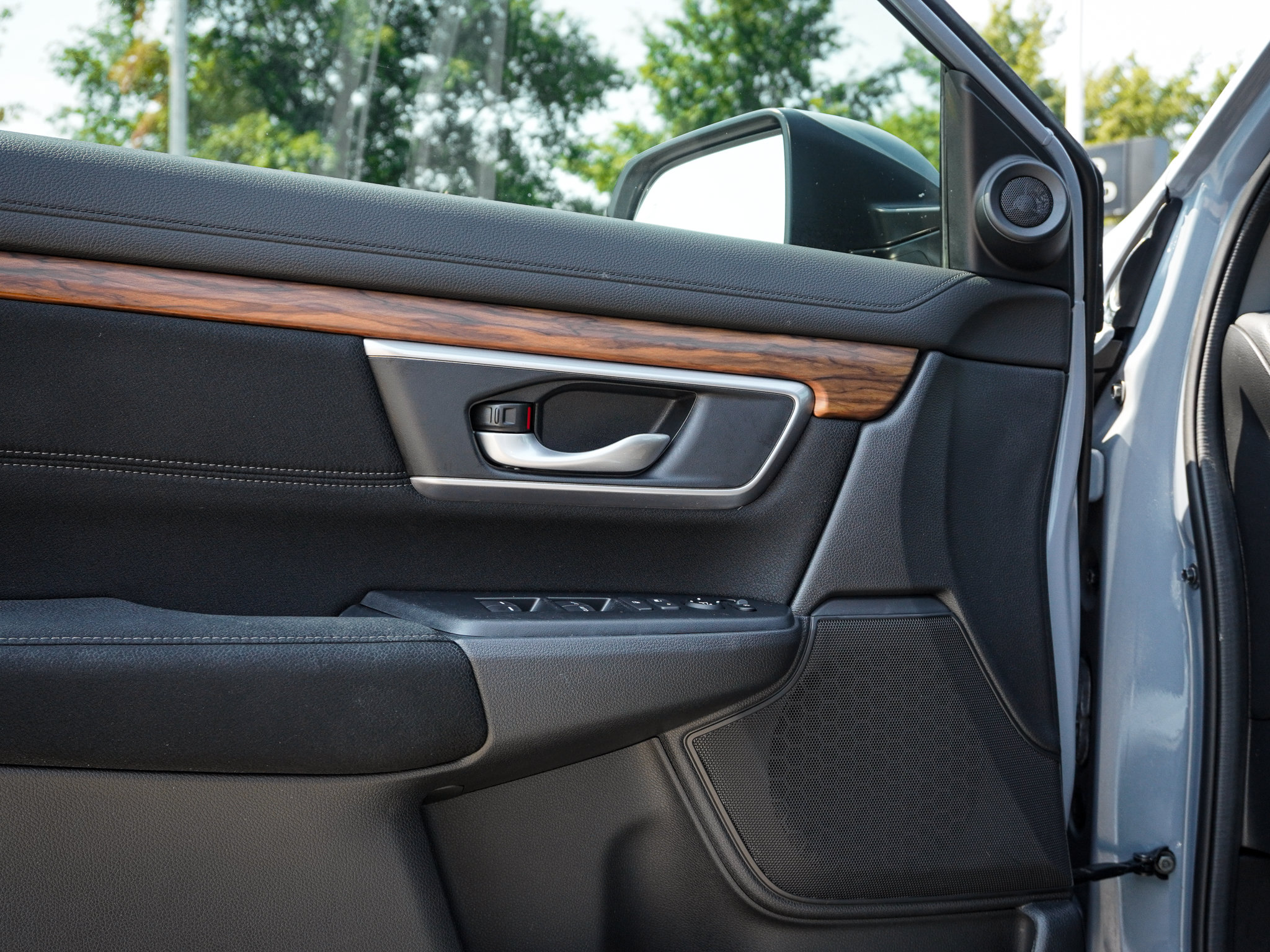 Used 2022 Honda CR-V EX image 15