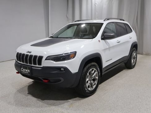 Used 2021 Jeep Cherokee Trailhawk w/ Technology Group AWD/4WD image 7