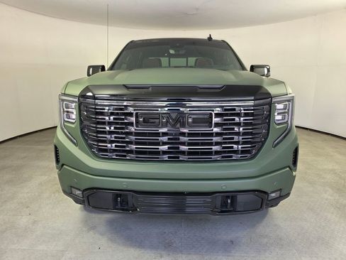 Used 2025 GMC Sierra 1500 Denali Ultimate AWD/4WD image 2