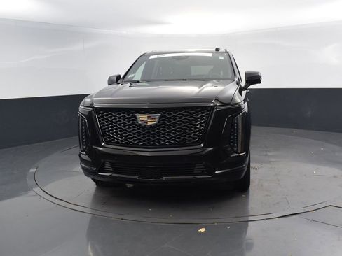 Certified 2025 Cadillac Escalade Sport Platinum image 5