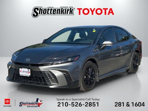 Used 2026 Toyota Camry SE w/ Multimedia Upgrade Package AWD/4WD image 1