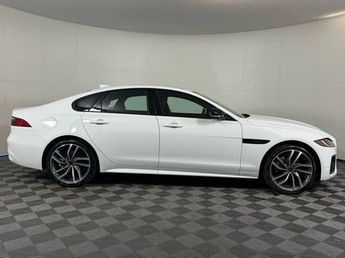 Used 2024 Jaguar XF R-Dynamic SE image 5