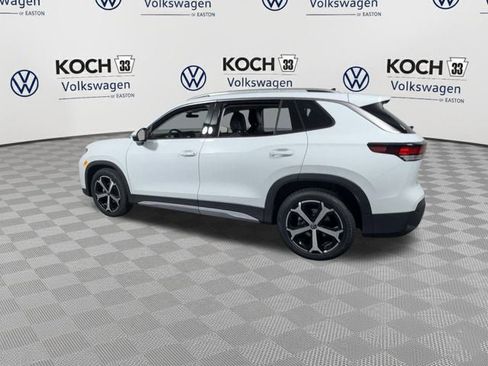 New 2026 Volkswagen Tiguan SE FWD image 7
