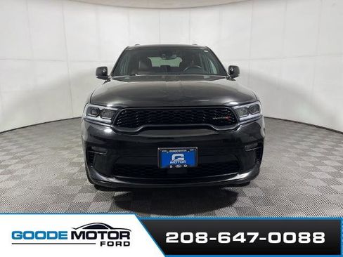 Used 2023 Dodge Durango GT image 3