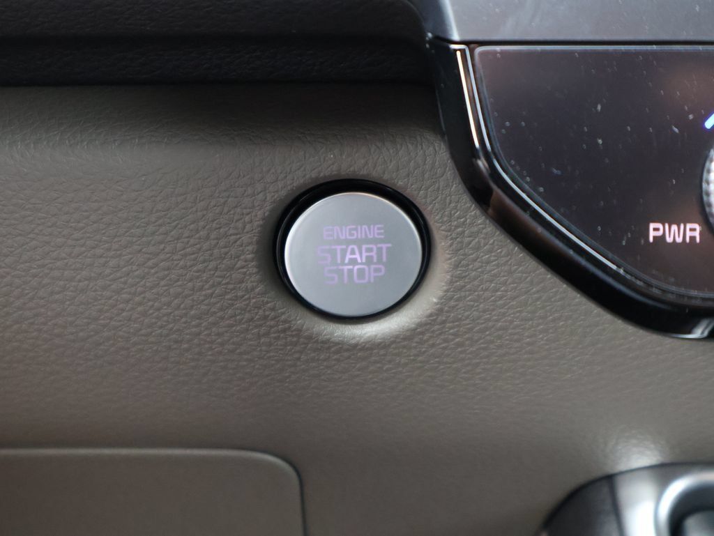 New 2025 Kia Carnival FWD image 28