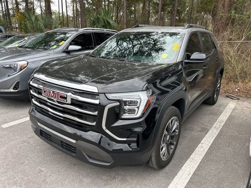 Certified 2025 GMC Terrain Elevation w/ Elevation Premium Package image 8
