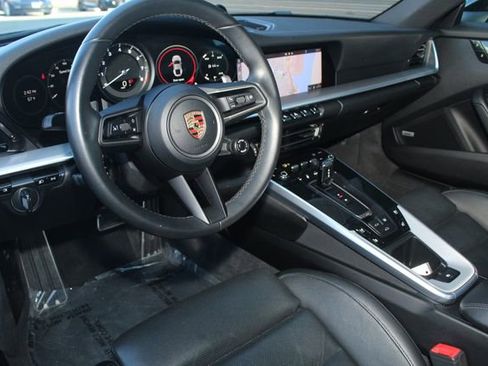 Certified 2020 Porsche 911 Carrera image 4