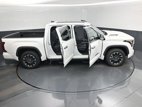 Used 2024 Toyota Tundra Limited w/ Power Package RWD image 18