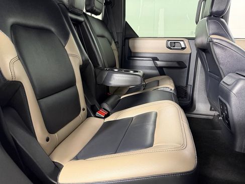 Used 2024 Ford Bronco Wildtrak AWD/4WD image 29