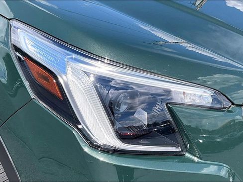 Used 2023 Subaru Forester Limited AWD/4WD image 29
