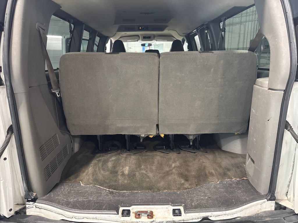 Used 2016 Chevrolet Express 2500 LT w/ LT Preferred Equipment Group RWD image 36