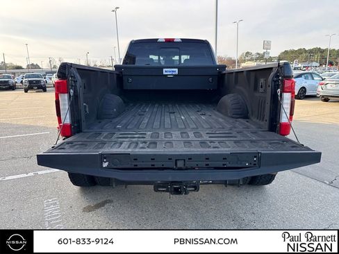 Used 2017 Ford F350 King Ranch w/ King Ranch Ultimate Package image 26