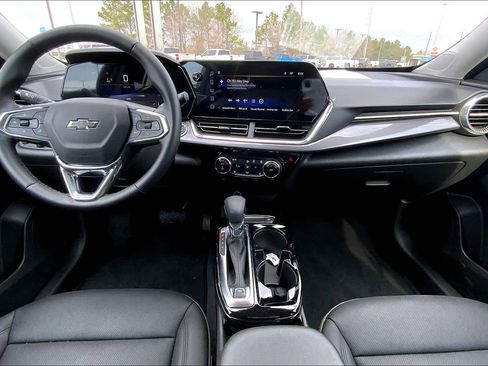 Used 2026 Chevrolet Trax ACTIV w/ Driver Confidence Package image 15