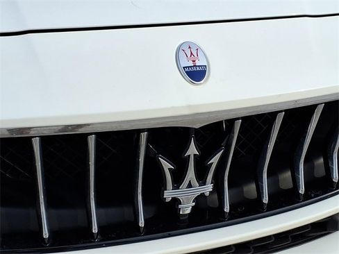 Used 2018 Maserati Ghibli S Q4 image 26