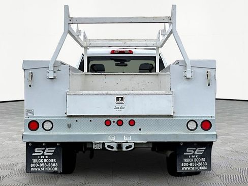 Used 2022 Chevrolet Silverado 3500 W/T w/ WT Convenience Package image 5