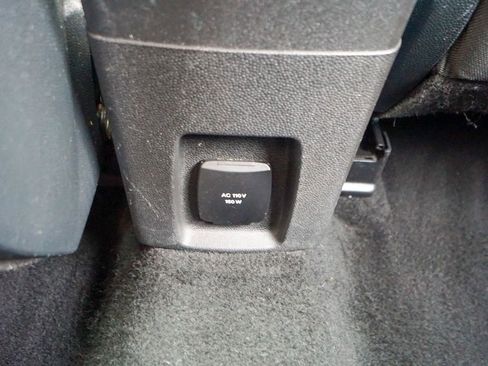 Used 2020 Ford EcoSport SE w/ SE Convenience Package image 29