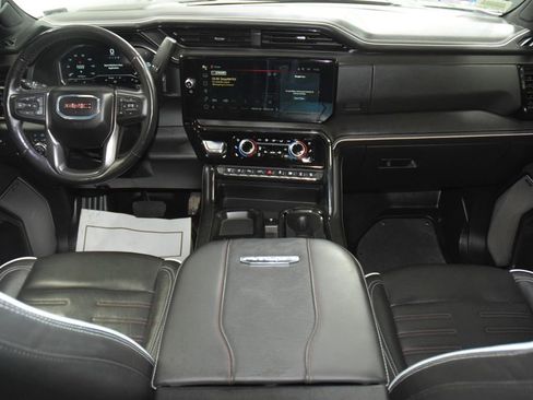 Used 2024 GMC Sierra 2500 AT4X AWD/4WD image 36