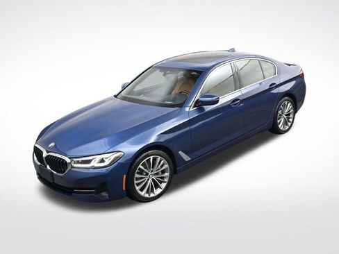 Used 2022 BMW 540i xDrive w/ Premium Package image 29