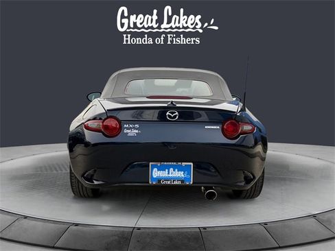 Used 2021 MAZDA MX-5 Miata Grand Touring w/ Weather Package image 4