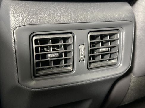 Certified 2022 Toyota RAV4 XLE Premium AWD/4WD image 35