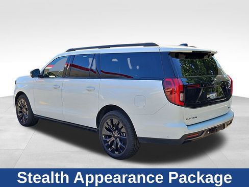 Used 2025 Ford Expedition Max Platinum w/ Stealth Appearance Package AWD/4WD image 5