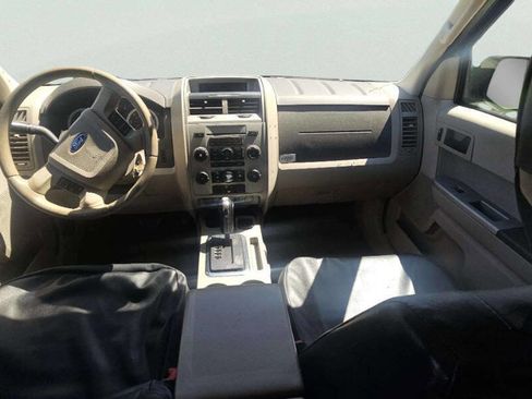 Used 2011 Ford Escape 2WD Hybrid image 8