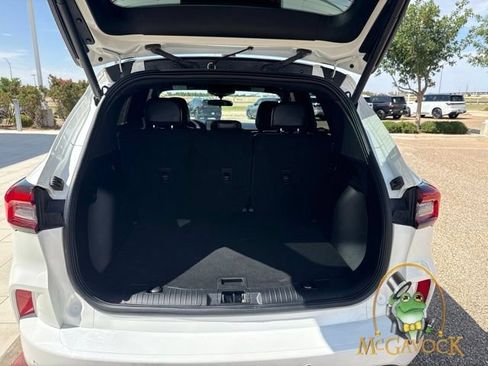 Used 2023 Ford Escape ST-Line w/ Tech Pack #1 FWD image 28