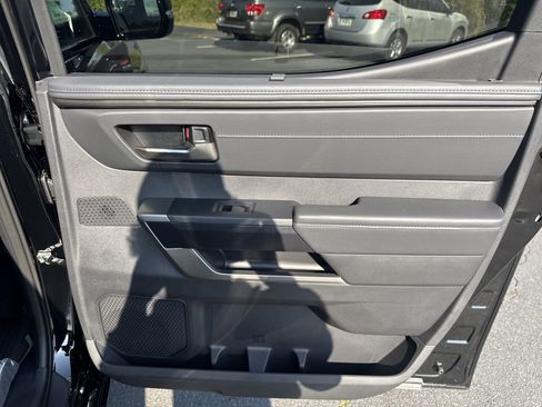 New 2026 Toyota Tundra Platinum AWD/4WD image 34