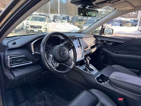Used 2023 Subaru Outback Limited image 11