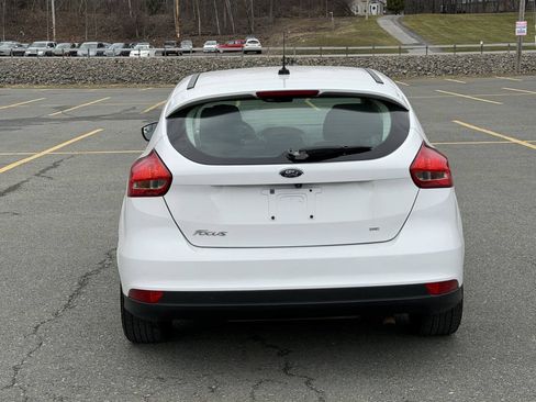 Used 2016 Ford Focus SE FWD image 6