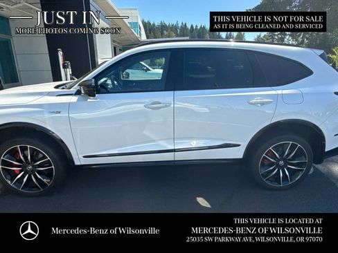 Used 2022 Acura MDX Type S AWD/4WD image 2